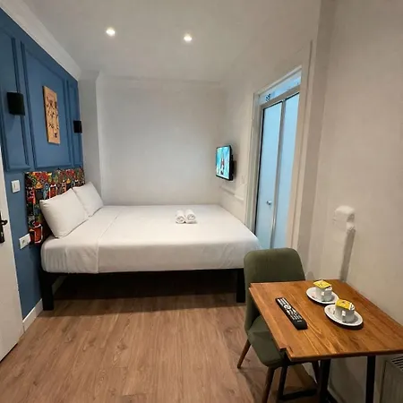 Taksimrosboutique * Istanboel