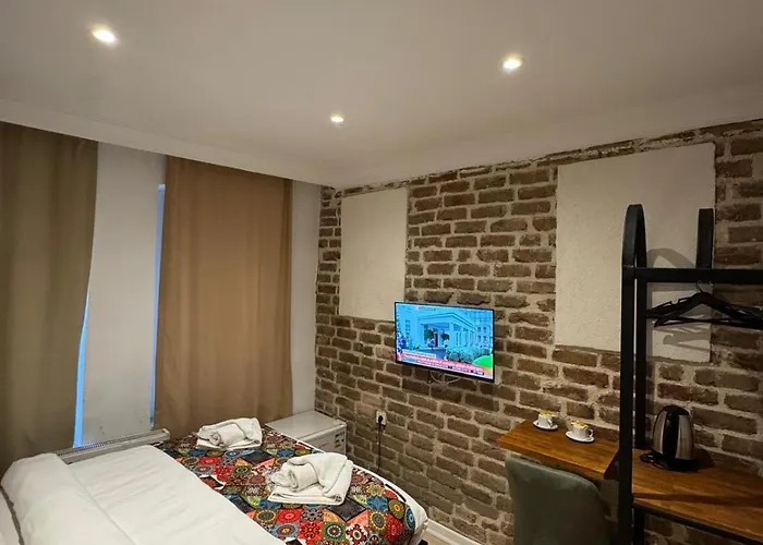 Hotel Taksimrosboutique *